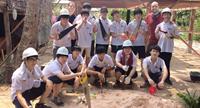Students on Cambodia Service Learning trip